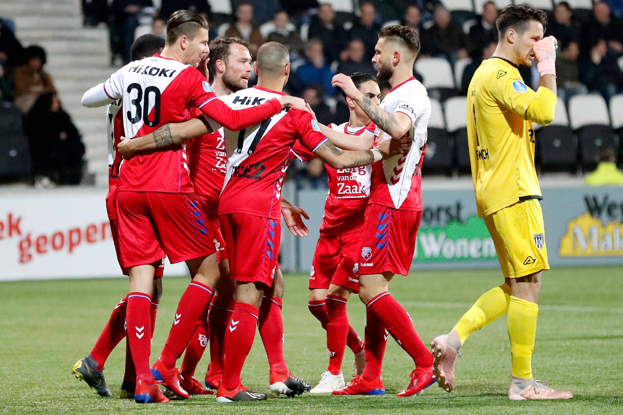 包含国际比赛日突围战来临；纽卡斯尔围绕荷甲刷新队史纪录；底气十足；球队文化再被提及的词条爱游戏最新版本